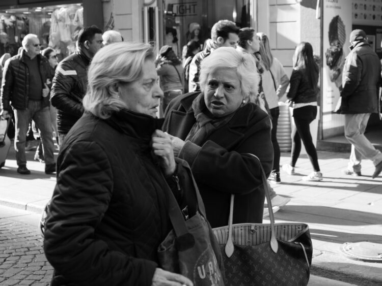 How to Respond to Angry Customers on Social Media