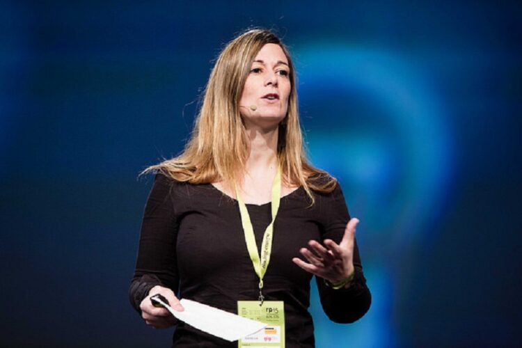 3 Pieces Of Advice to Build Confidence for Public Speaking