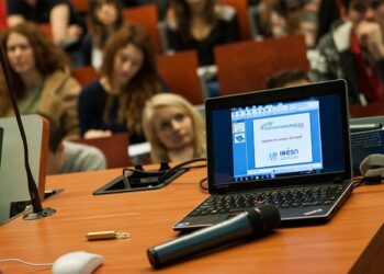 3 Tips For Marketing Your Business To College Students