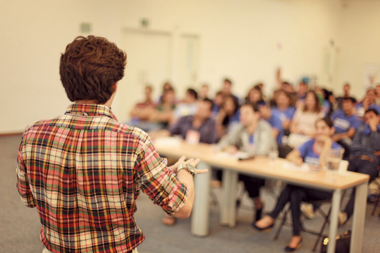 How Major Corporations Can (and Should) Think Like Startups