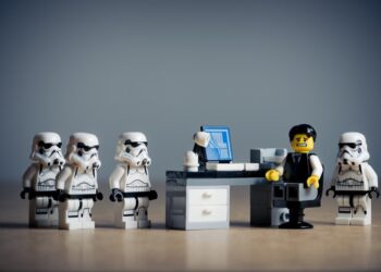 4 Ways to Provide a Better Customer Experience During Uncertain Times