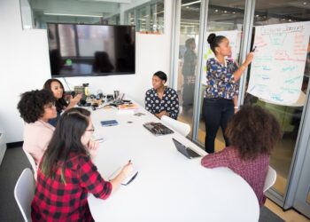 How to Navigate the Changing Role of People Operations in 2020